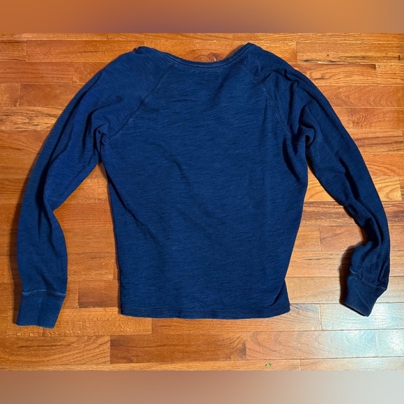 Wallace and Barnes Henley - Picture 2 of 5